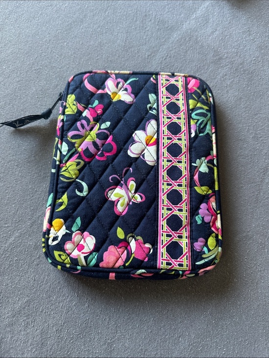 Vera Bradley Other - Vera Bradley Navy Quilted Floral Tablet Sleeve with Pink Trim